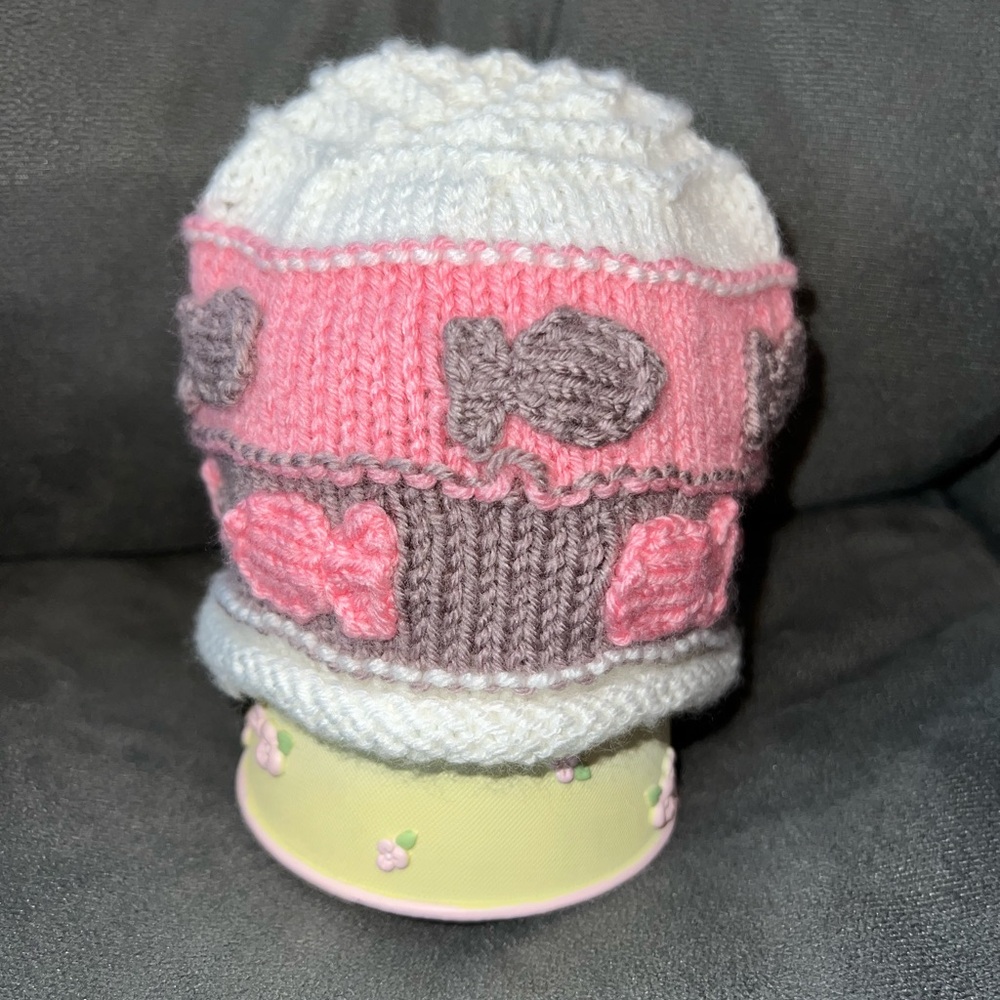 12M Hand-Knit Fish Pattern Beanie Hat